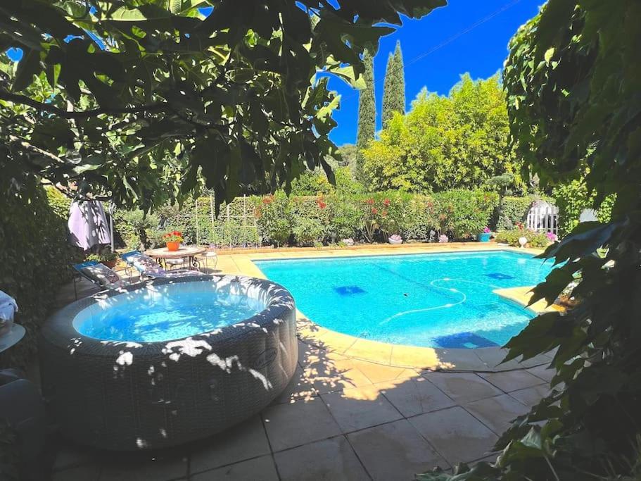 Ferienwohnung Le Jardin De Mae Bouc-Bel-Air Exterior foto